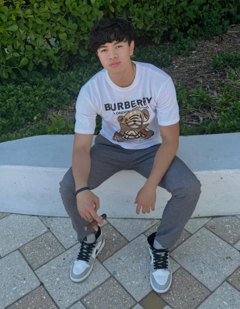 My name is Kelvin, I am the founder of Kelsmastermind, a program I built to help new traders get funding from companies and get